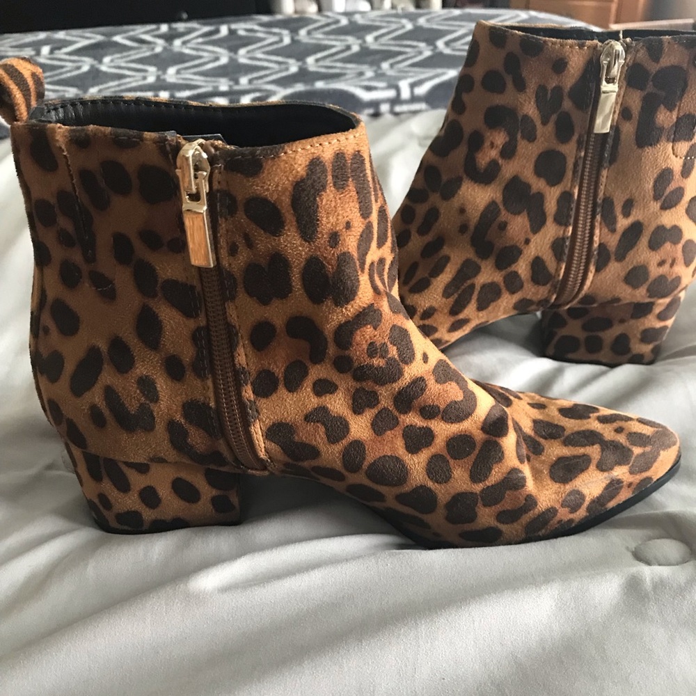 Universal Thread leopard booties